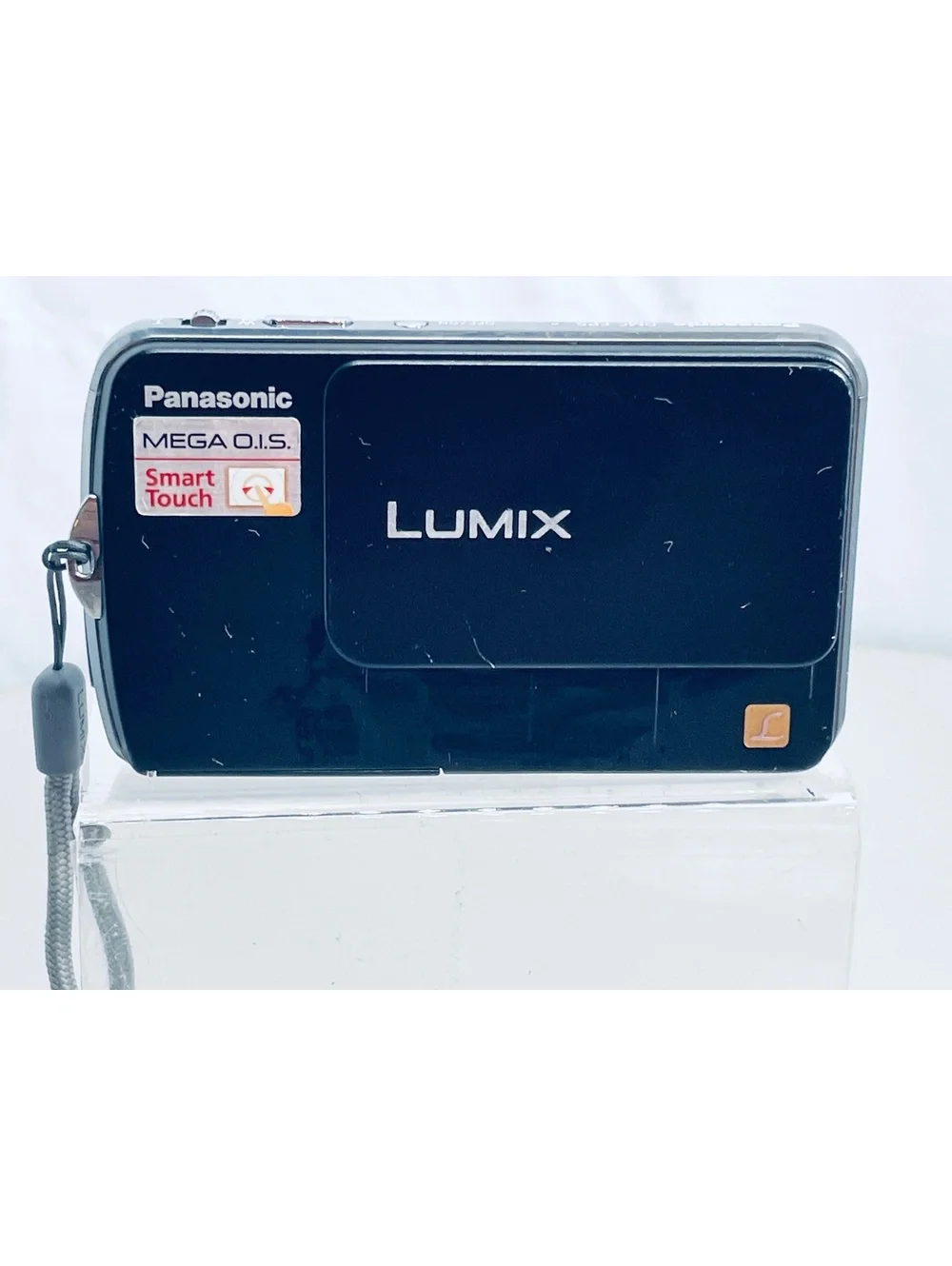 Panasonic Lumix DMC-FP5 Digital Camera 14 Mega Pixels Black Untested No cord